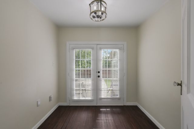 414 Avenue I, Dallas, TX 75203