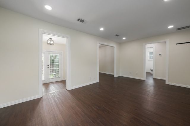 414 Avenue I, Dallas, TX 75203