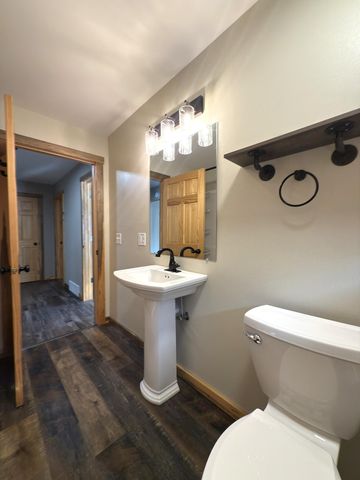 23033 County Road 2, Brainerd, MN 56401