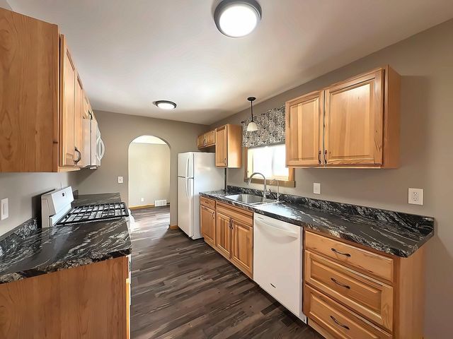 23033 County Road 2, Brainerd, MN 56401