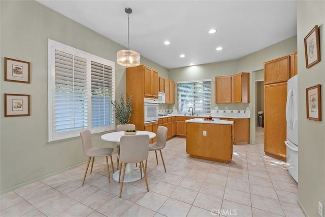 21584 Marana, Mission Viejo, CA 92692