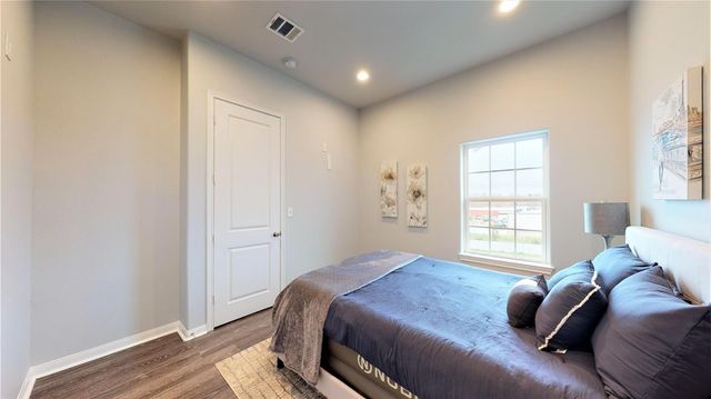 4924 Paradigm Lane, Spring, TX 77379