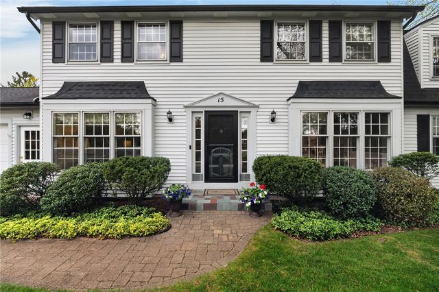 15 Brookshire Lane, Penfield, NY 14526