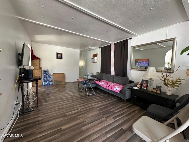 723 W I Avenue 94, Lancaster, CA 93534