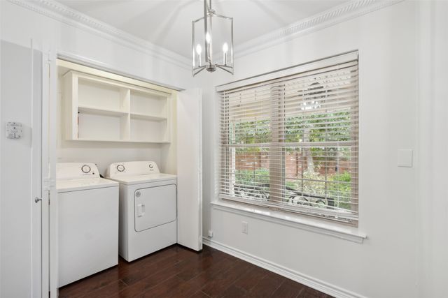 10447 Barrywood Drive, Dallas, TX 75230