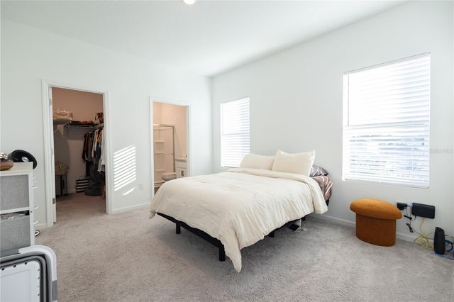 38330 HONEYSUCKLE DRIVE, Dade City, FL 33525