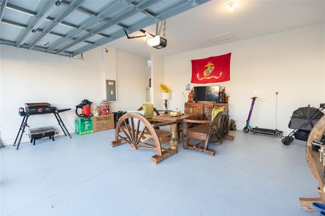 38330 HONEYSUCKLE DRIVE, Dade City, FL 33525