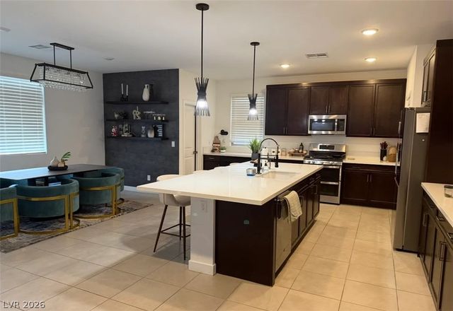 6925 Whisper Canyon Place, North Las Vegas, NV 89084