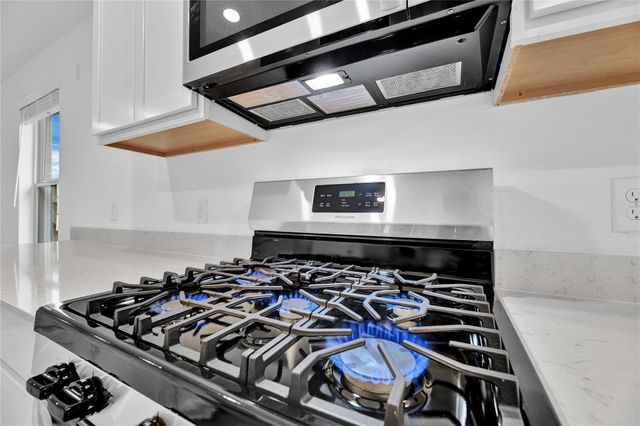 6208 Russett Elm Court, Houston, TX 77365