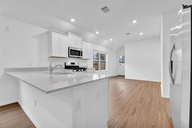 6208 Russett Elm Court, Houston, TX 77365