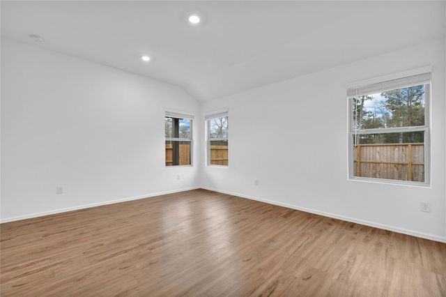 6208 Russett Elm Court, Houston, TX 77365