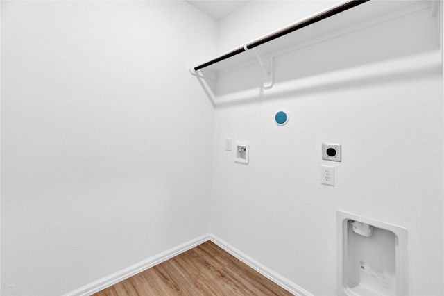 6208 Russett Elm Court, Houston, TX 77365