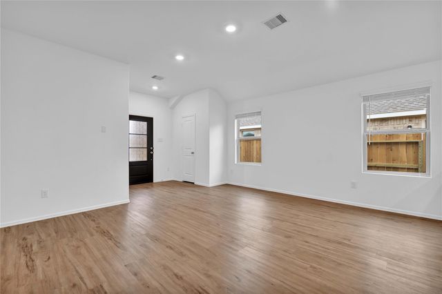 6208 Russett Elm Court, Houston, TX 77365