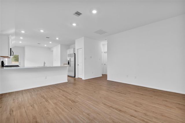 6208 Russett Elm Court, Houston, TX 77365