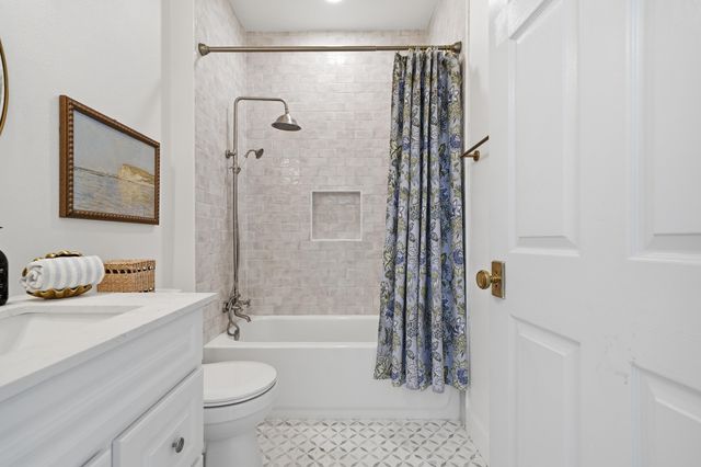 2425 N County Highway 393, Santa Rosa Beach, FL 32459