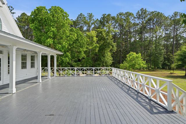2425 N County Highway 393, Santa Rosa Beach, FL 32459