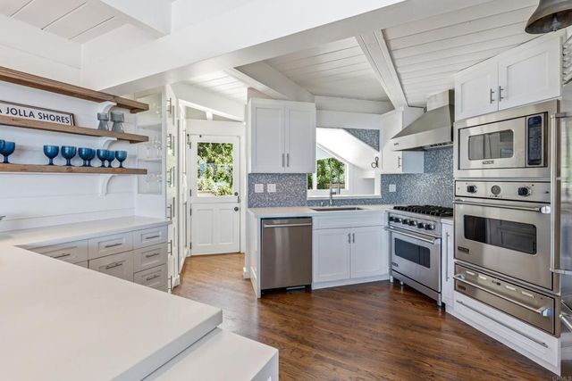 1641 Crespo Drive, La Jolla, CA 92037