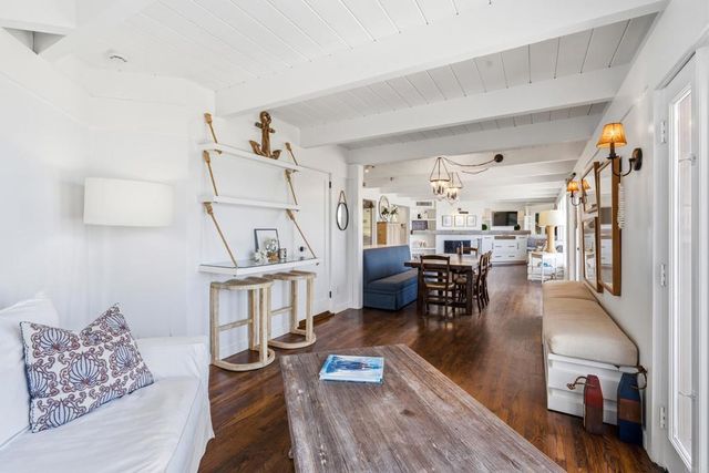 1641 Crespo Drive, La Jolla, CA 92037