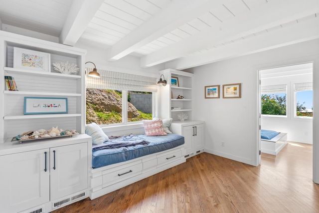 1641 Crespo Drive, La Jolla, CA 92037