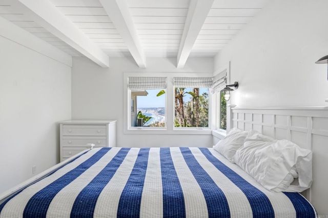 1641 Crespo Drive, La Jolla, CA 92037