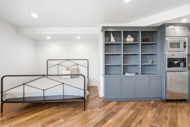 1641 Crespo Drive, La Jolla, CA 92037
