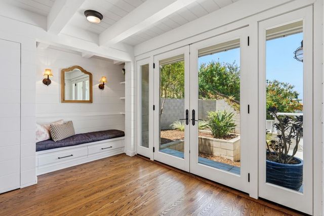 1641 Crespo Drive, La Jolla, CA 92037