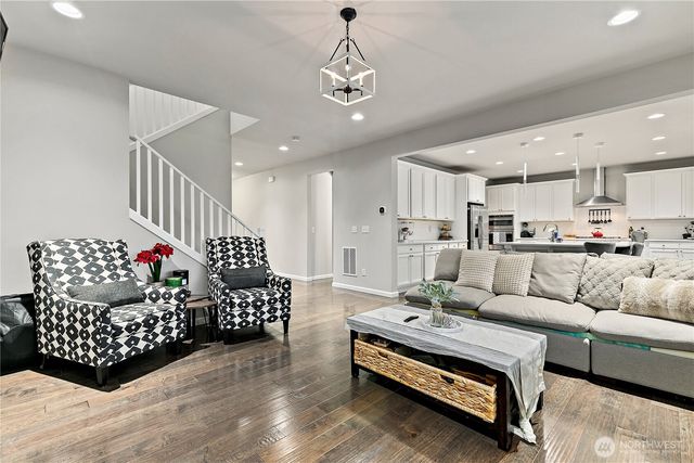 25714 207th Avenue SE, Covington, WA 98042