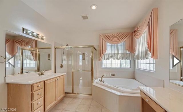 10677 Sapphire Vista Avenue, Las Vegas, NV 89144