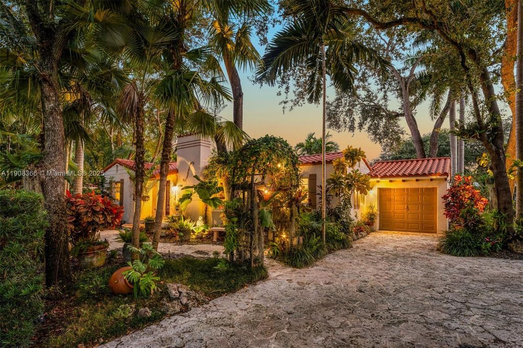 1250 Messina Ave, Coral Gables, FL 33134