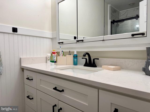 32 TAHOE, New Hope, PA 18938