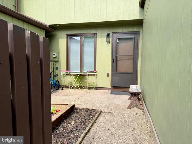32 TAHOE, New Hope, PA 18938