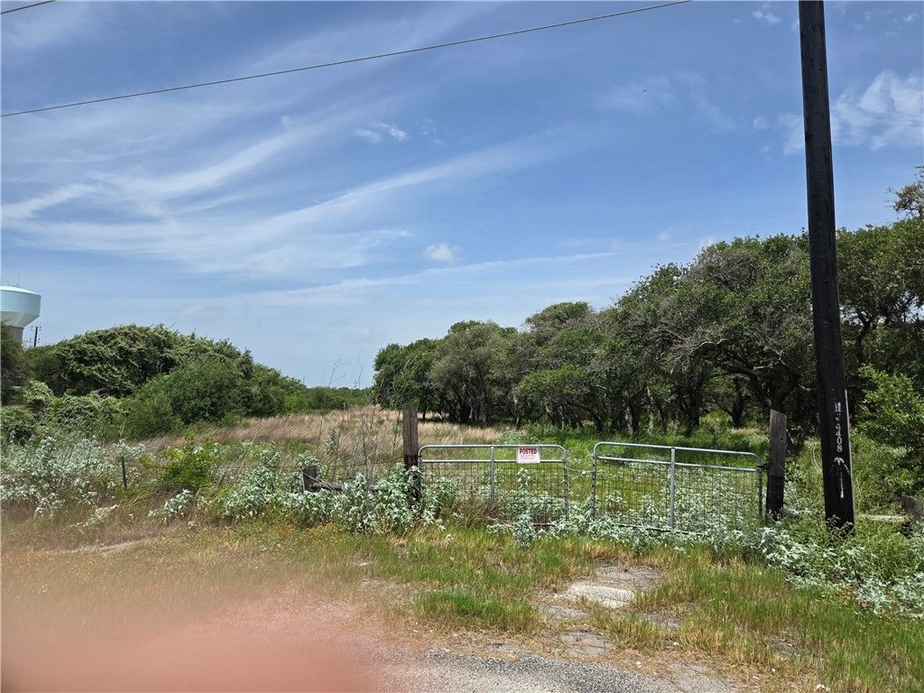 2761 State Highway 35 Bypass, Rockport, TX 78382 — photo 2