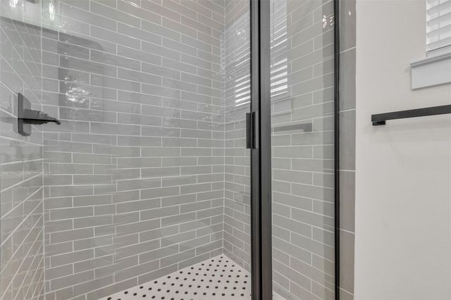 3441 Mcgowen Street, Houston, TX 77004