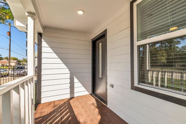 3441 Mcgowen Street, Houston, TX 77004