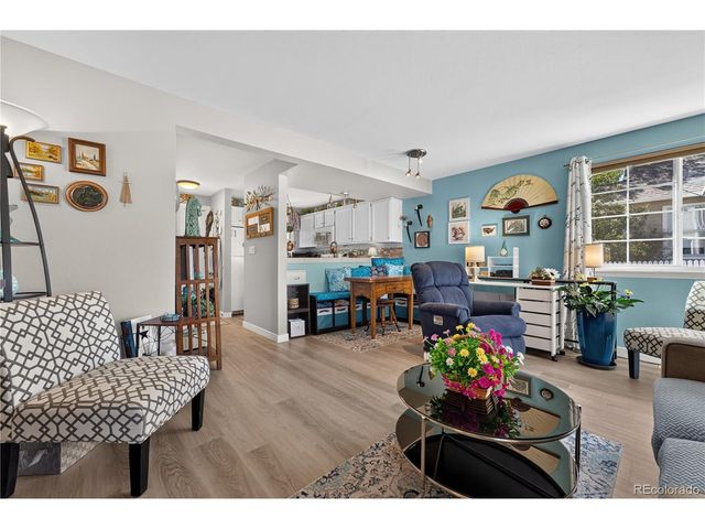 2227 Sunridge Cir 30, Broomfield, CO 80020