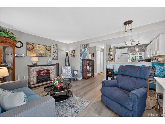 2227 Sunridge Cir 30, Broomfield, CO 80020