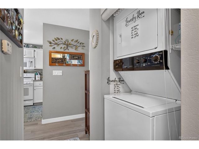 2227 Sunridge Cir 30, Broomfield, CO 80020