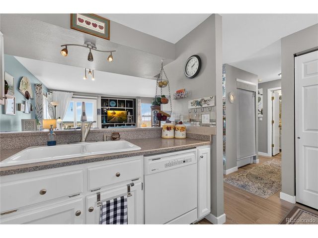 2227 Sunridge Cir 30, Broomfield, CO 80020