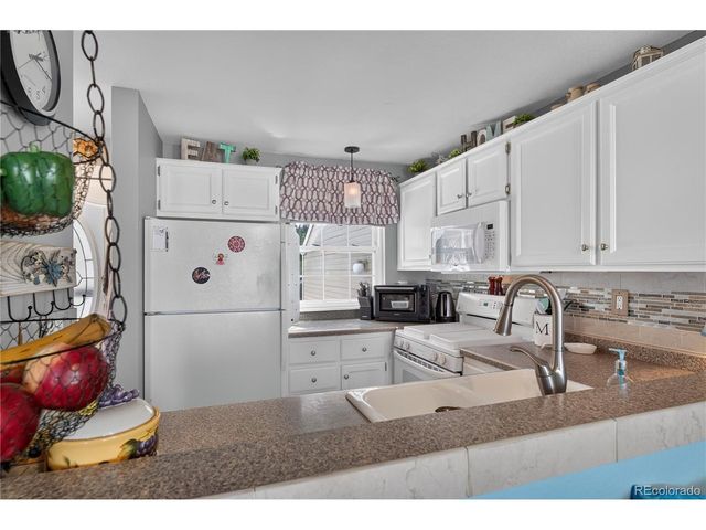 2227 Sunridge Cir 30, Broomfield, CO 80020
