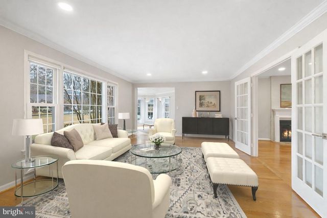 1 ORCHARD WAY S, Potomac, MD 20854