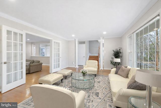 1 ORCHARD WAY S, Potomac, MD 20854