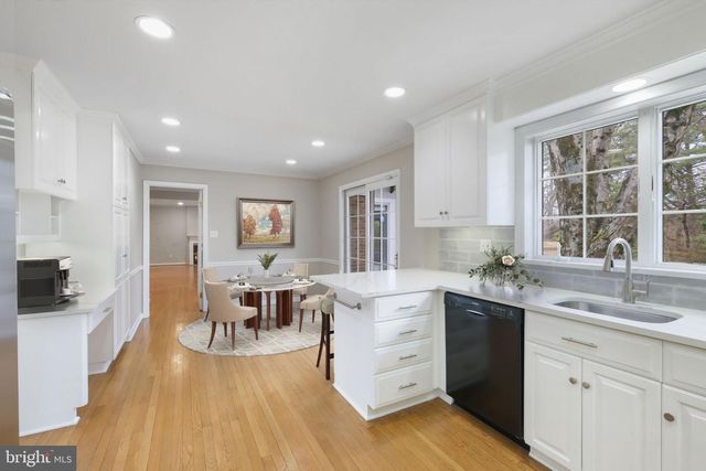 1 ORCHARD WAY S, Potomac, MD 20854