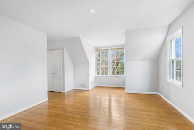 1 ORCHARD WAY S, Potomac, MD 20854