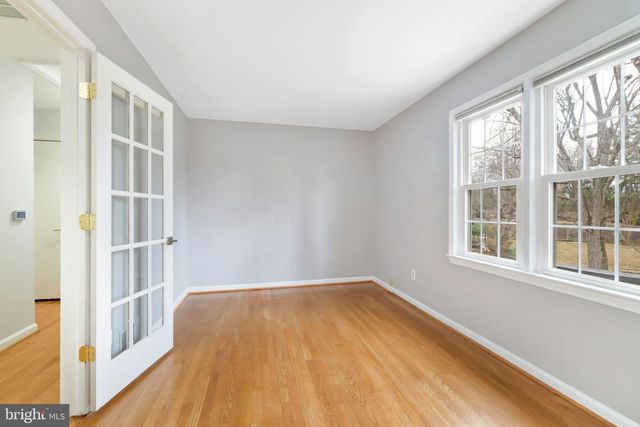 1 ORCHARD WAY S, Potomac, MD 20854