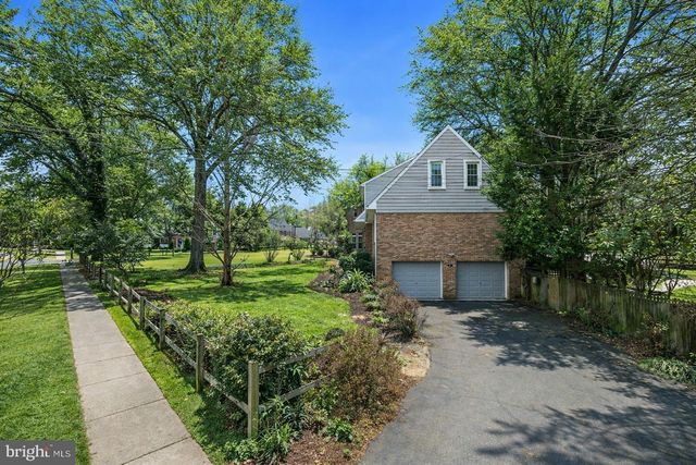 1 ORCHARD WAY S, Potomac, MD 20854