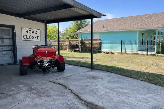 240 Sligo, San Antonio, TX 78223