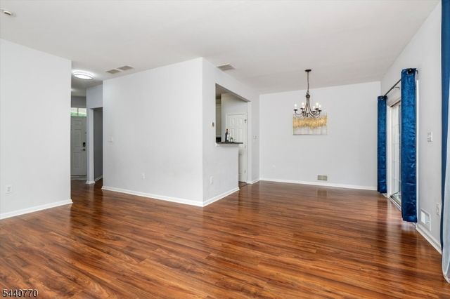 55 Scarlet Oak Dr, Montgomery Twp., NJ 08540