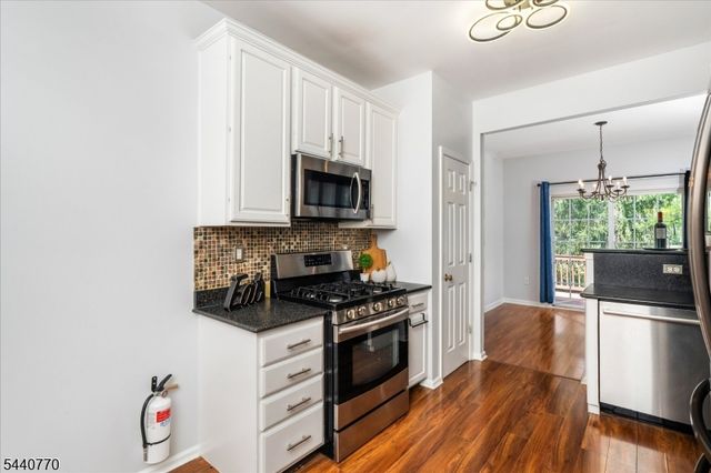 55 Scarlet Oak Dr, Montgomery Twp., NJ 08540