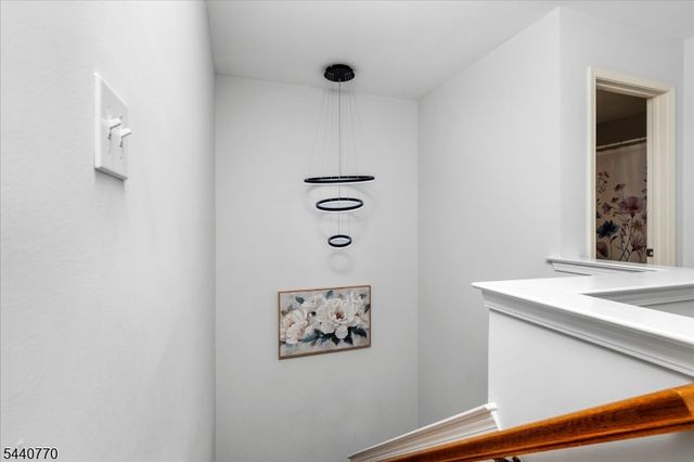 55 Scarlet Oak Dr, Montgomery Twp., NJ 08540