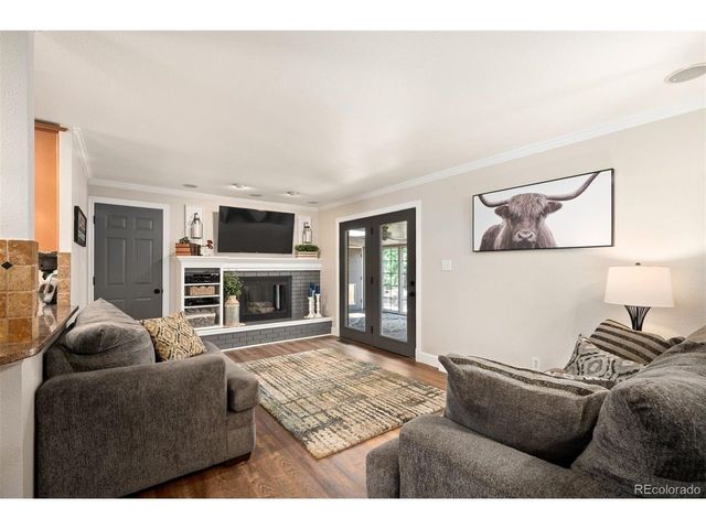 7024 Owens St, Arvada, CO 80004